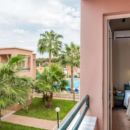 Theos Holidays Apart Otel
